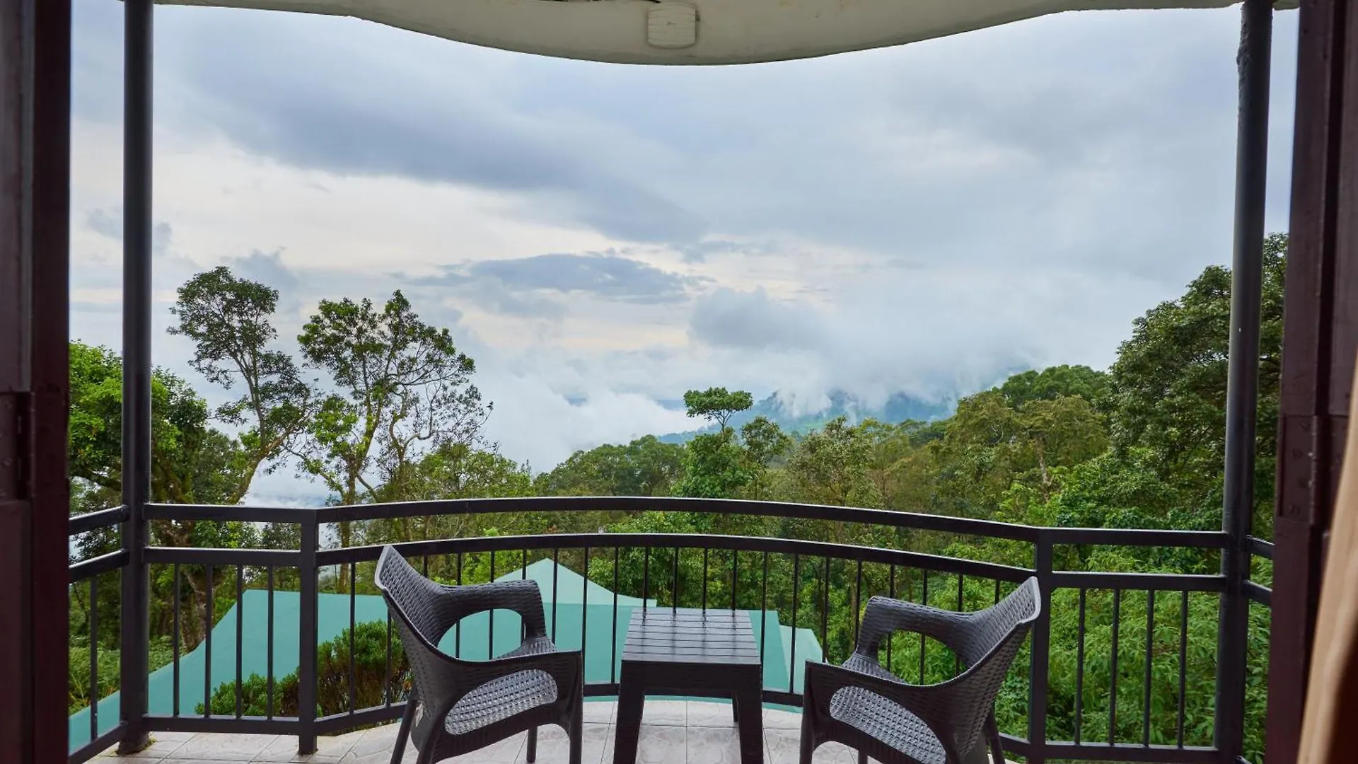 Deshadan Mountain Resort -The Highest Resort In Munnar Indie