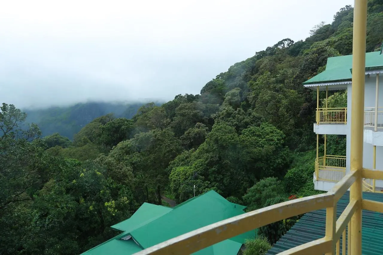 Deshadan Mountain Resort -The Highest Resort In Munnar 4*,  Indie